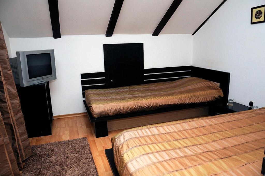 Pension Ambiance Iasi Kamer foto