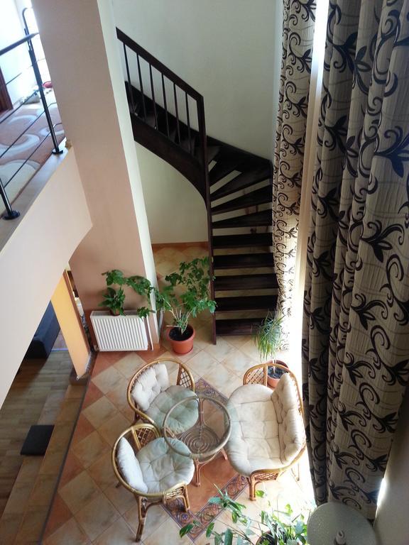 Pension Ambiance Iasi Buitenkant foto